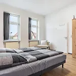 Haus Sonnenschein * 라우터스타트스타벤하겐